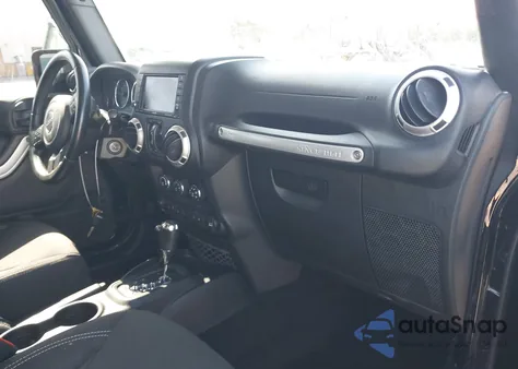 2018 Jeep Wrangler Jk Unlimited Sahara z USA, uszkodzony, nr VIN 1C4BJWEG8JL913796